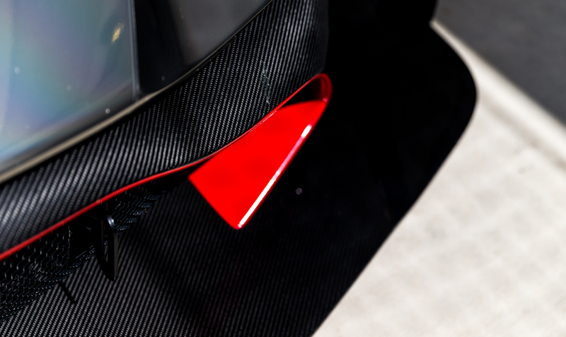 Illustration for article titled Behold The Unfathomably Gorgeous Spectacle Of An Aston Martin Vulcan Track Day